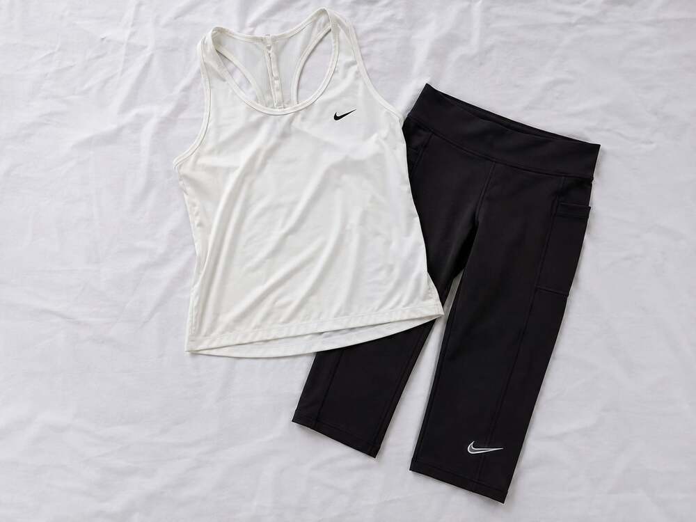 Nike Women's Dri-FIT Workout Tank Top and Performance Capri Leggings Set